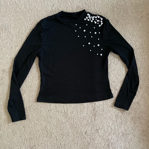 Black long sleeve beaded top Size Small - Picture 5 of 13